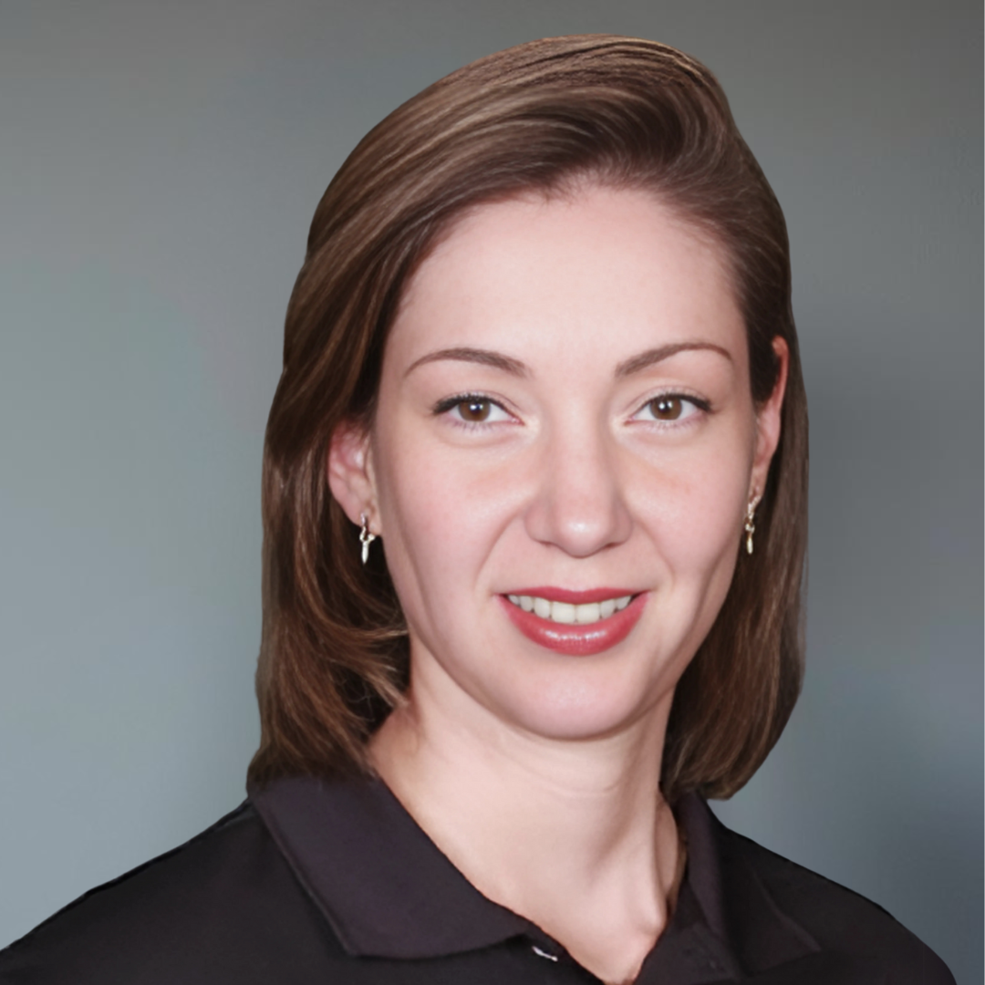 Coach Cecilia - Professional Headshot